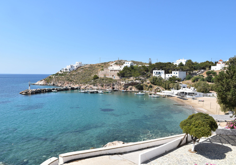 قطعة أرض للبيع في جزيرة سيروس اليونان